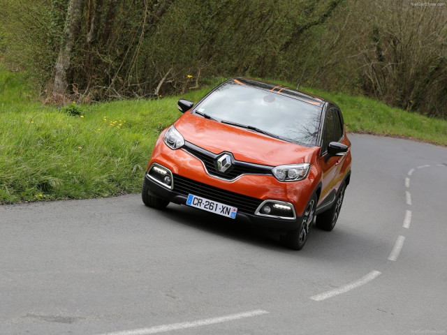 Renault Captur фото