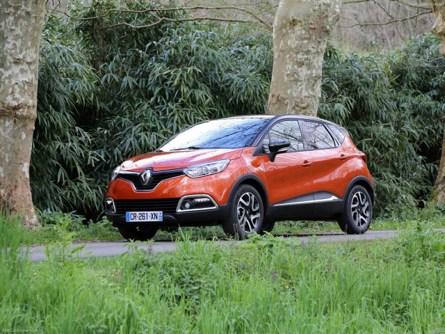 Renault Captur фото