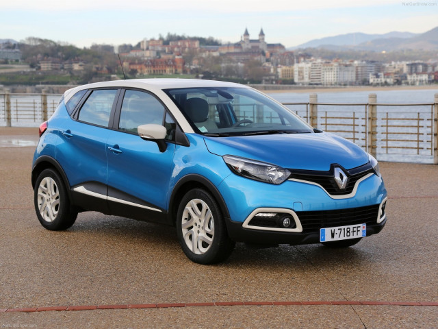 Renault Captur фото