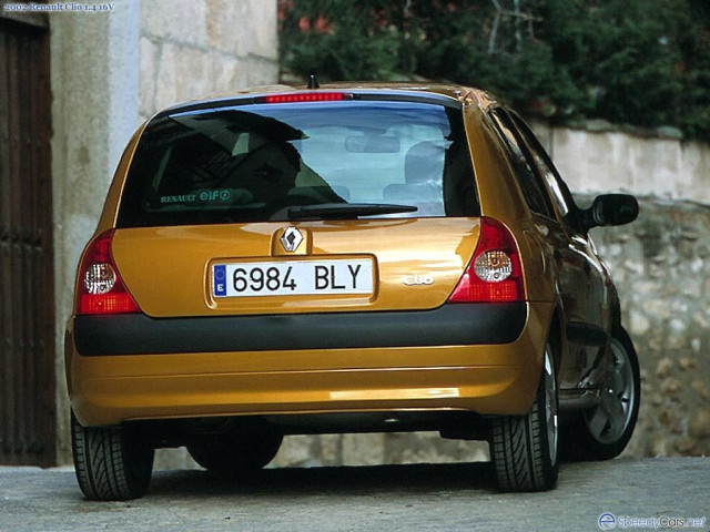 Renault Clio фото