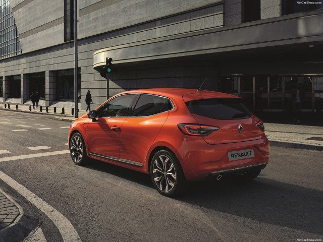 Renault Clio фото