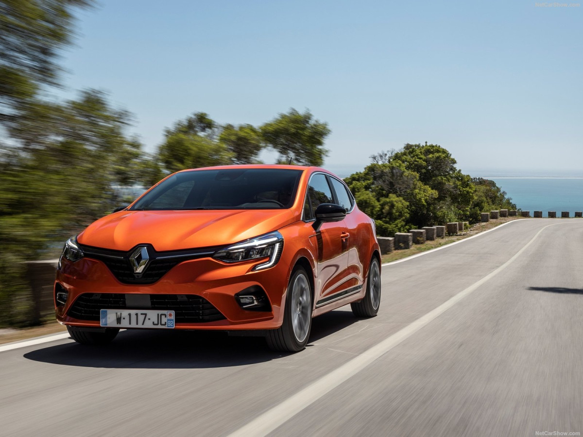 Renault Clio фото 202320