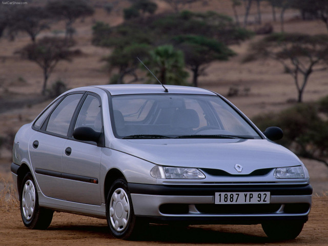 Renault Laguna Nevada фото