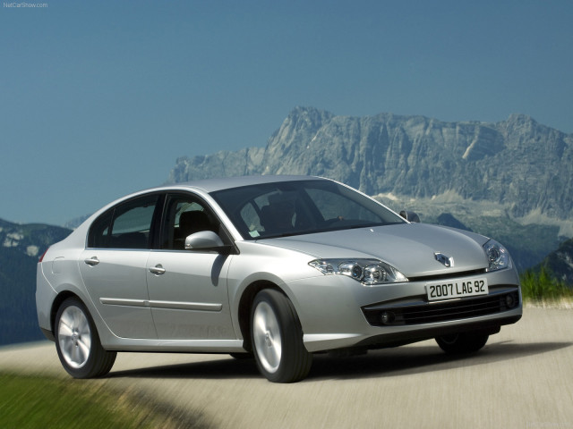 Renault Laguna фото