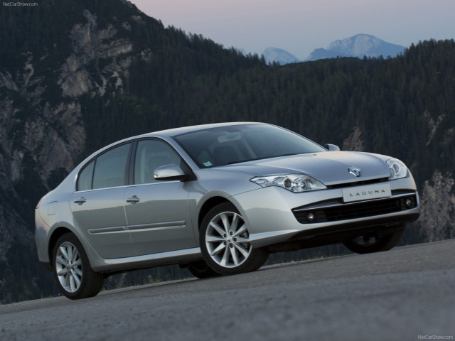 Renault Laguna фото