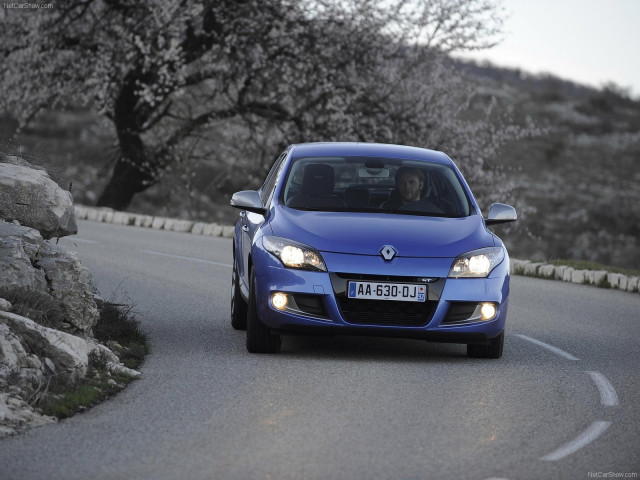 Renault Megane GT фото