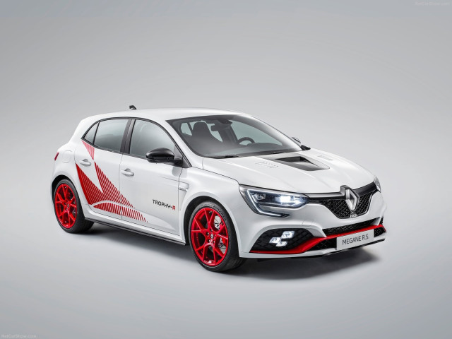 Renault Megane RS Trophy фото