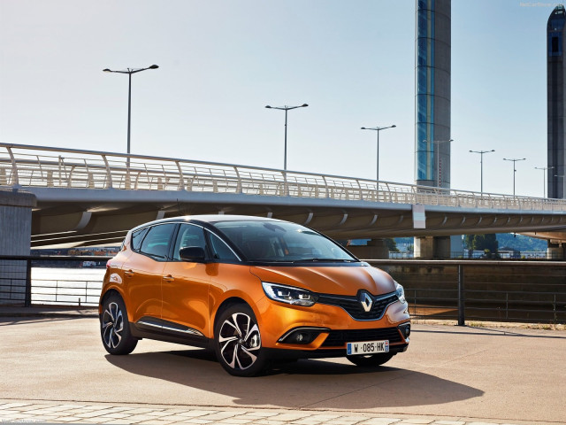 Renault Scenic фото