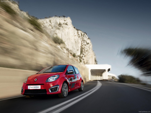 Renault Twingo RS фото