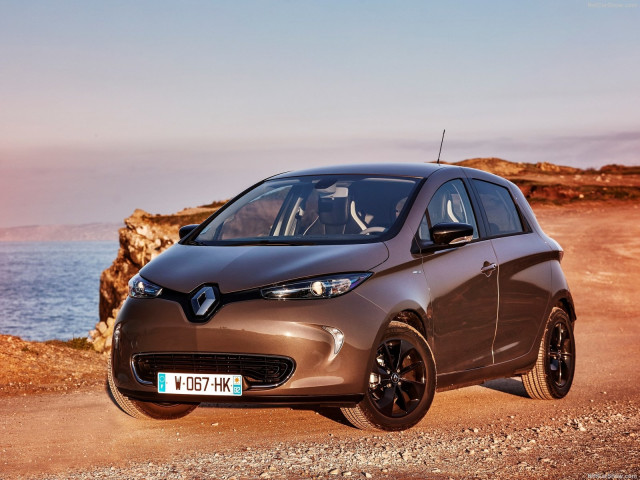 Renault ZOE фото