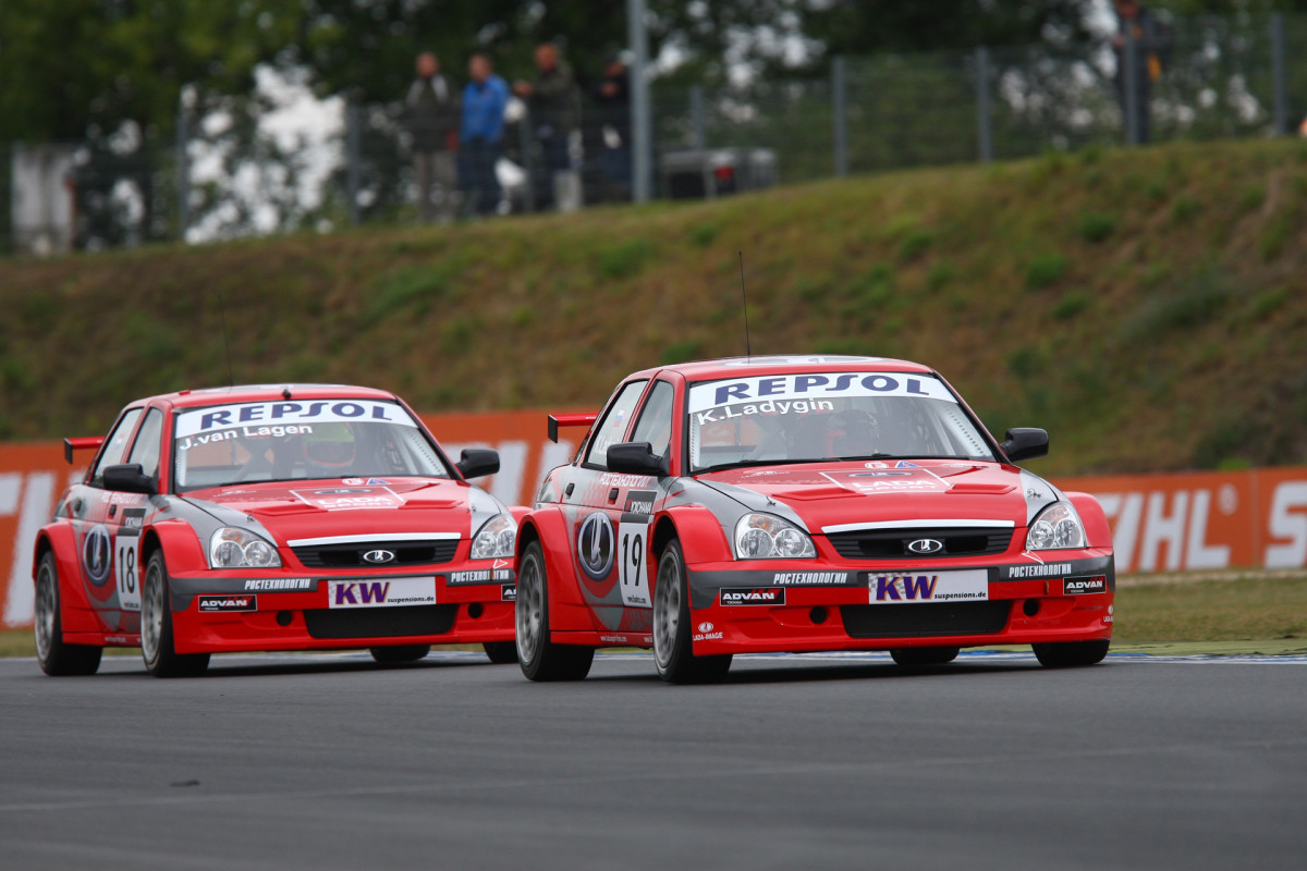 ВАЗ Lada Priora WTCC фото 69798