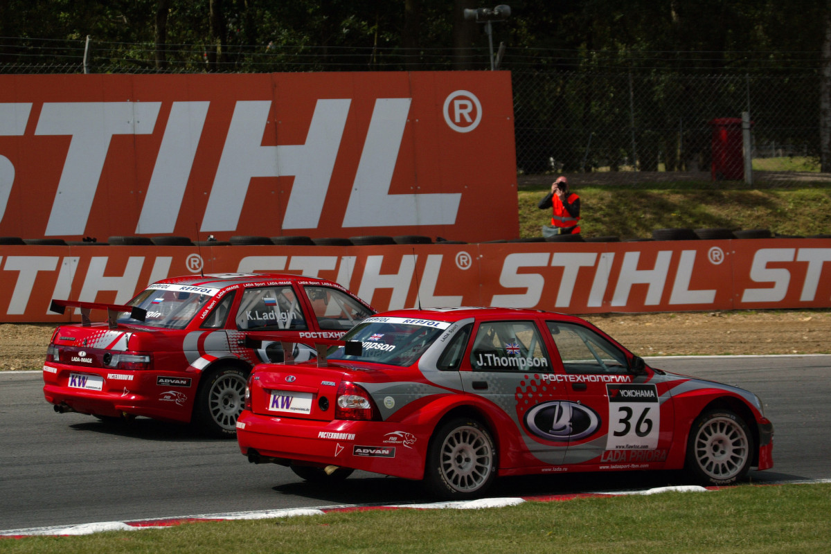 ВАЗ Lada Priora WTCC фото 69803