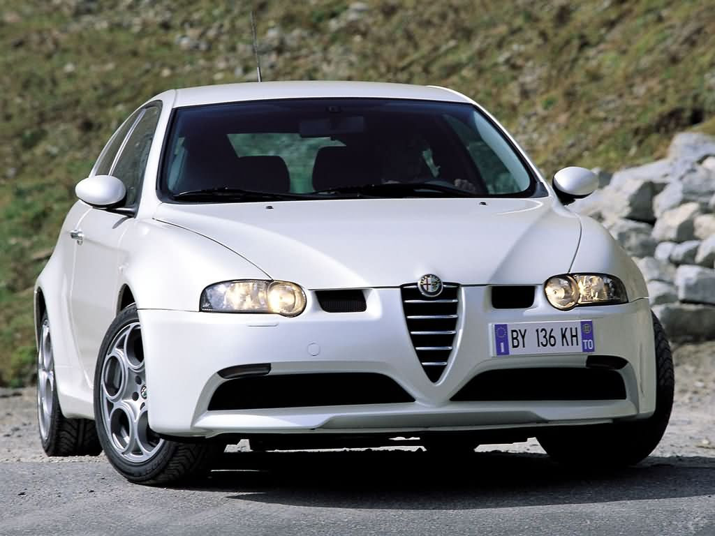 Alfa Romeo 147 фото 3172