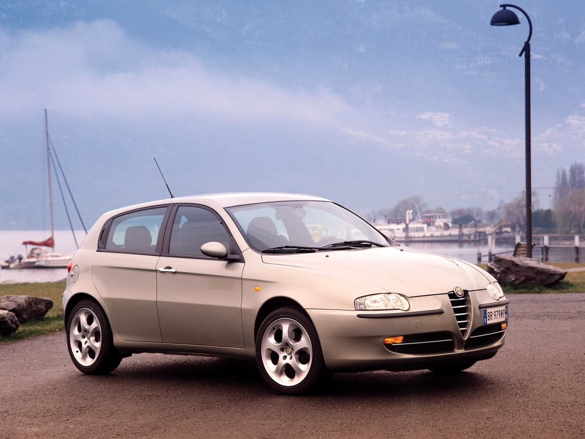 Alfa Romeo 147 фото 9063