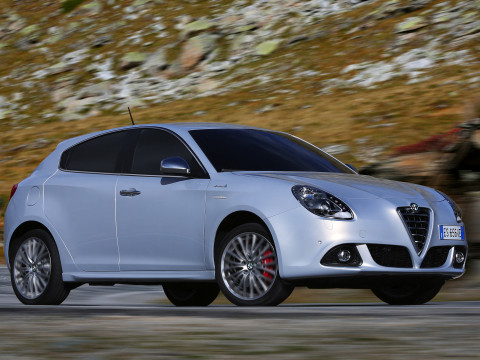 Alfa Romeo Giulietta фото