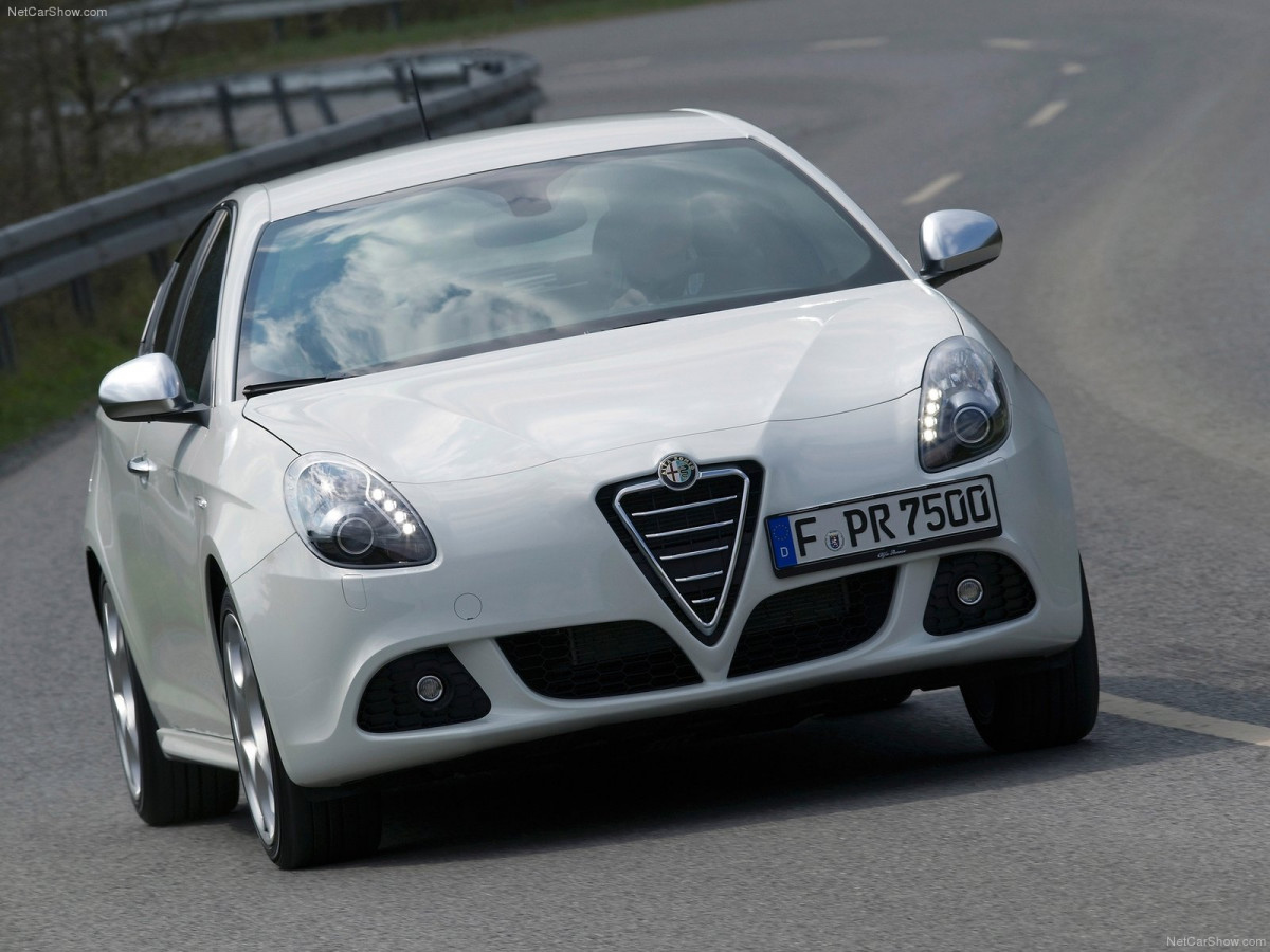 Alfa Romeo Giulietta фото 77339