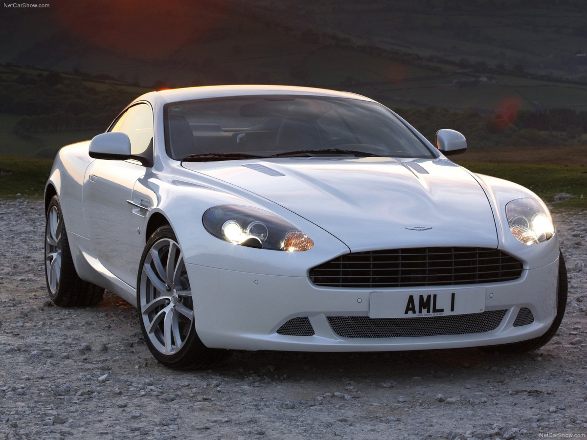 Aston Martin DB9 фото 77352