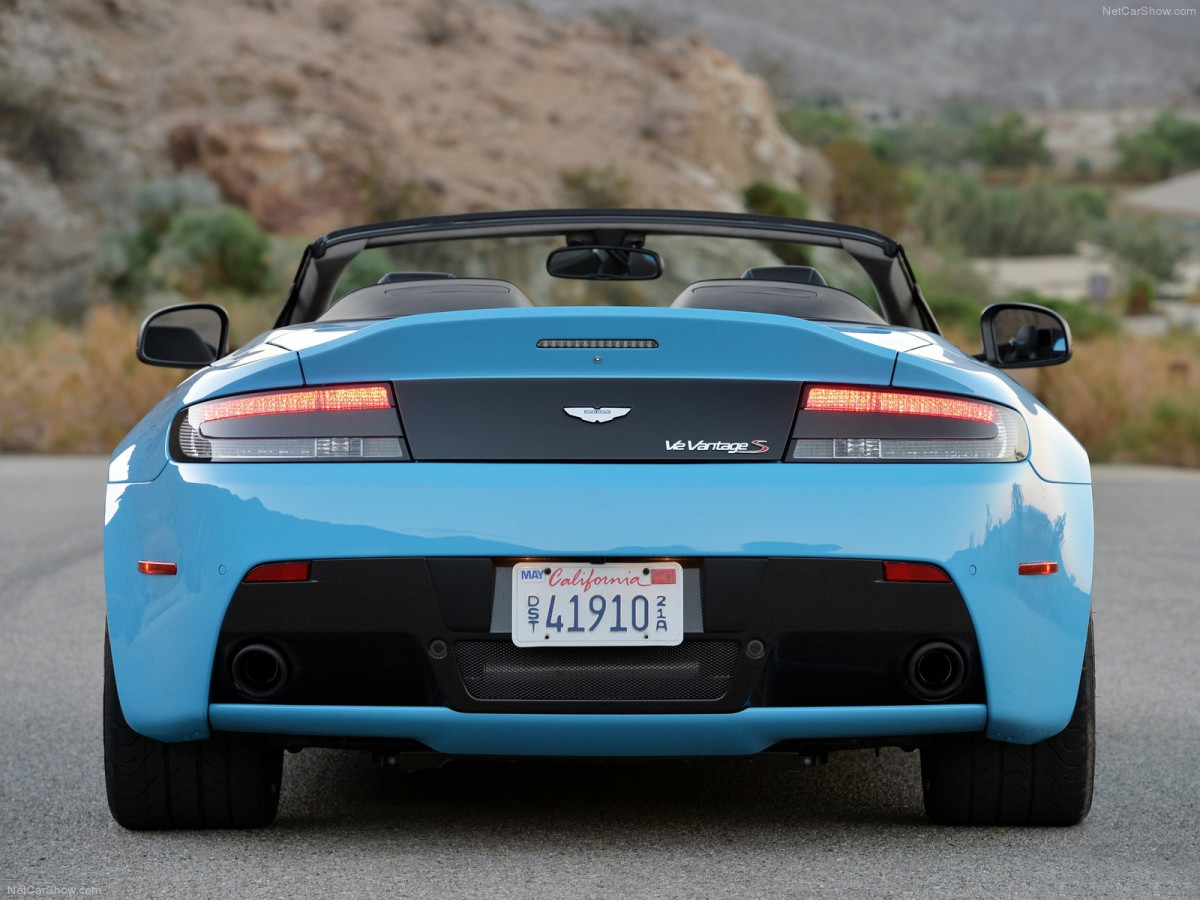 Aston Martin V12 Vantage S Roadster фото 136923