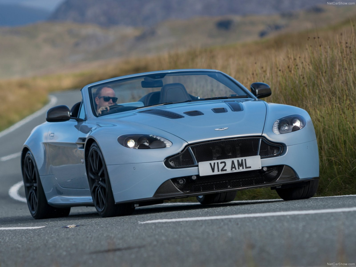 Aston Martin V12 Vantage S Roadster фото 136969