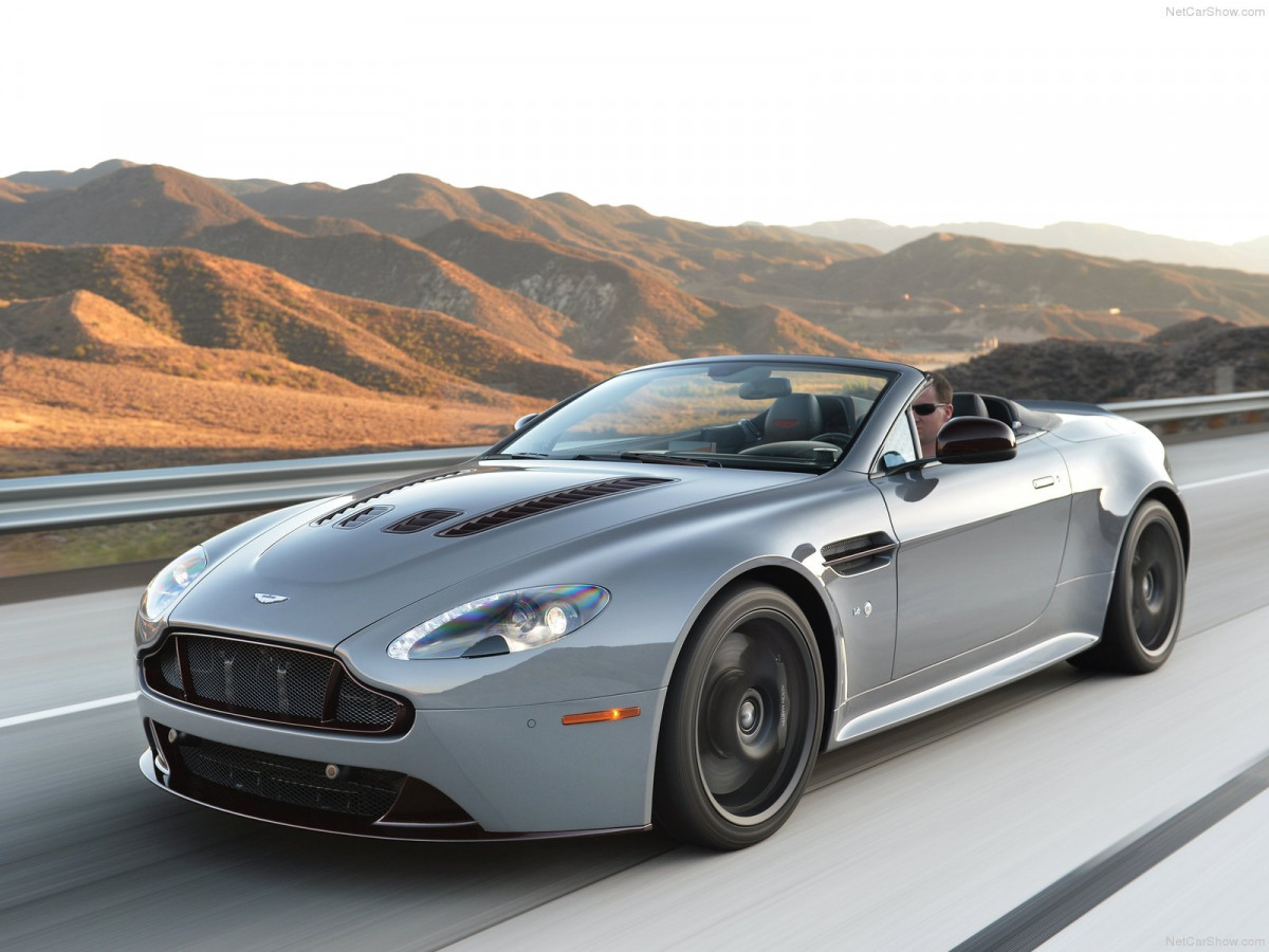 Aston Martin V12 Vantage S Roadster фото 136971