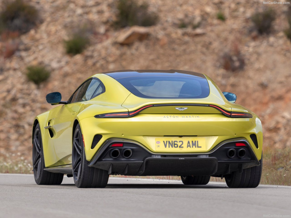 Aston Martin Vantage фото 212712