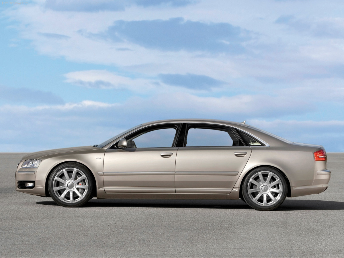 Audi A8L фото 46543