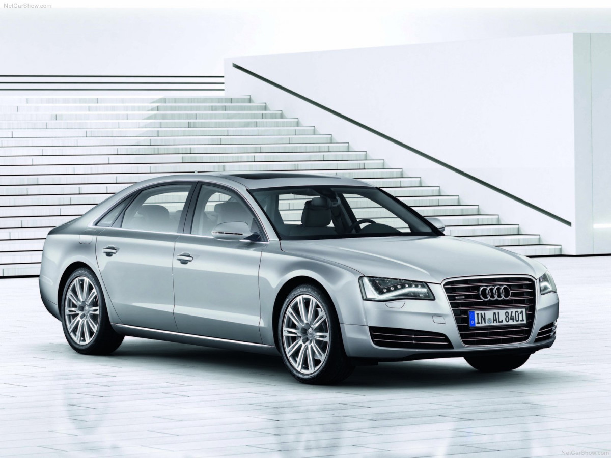 Audi A8L фото 76200