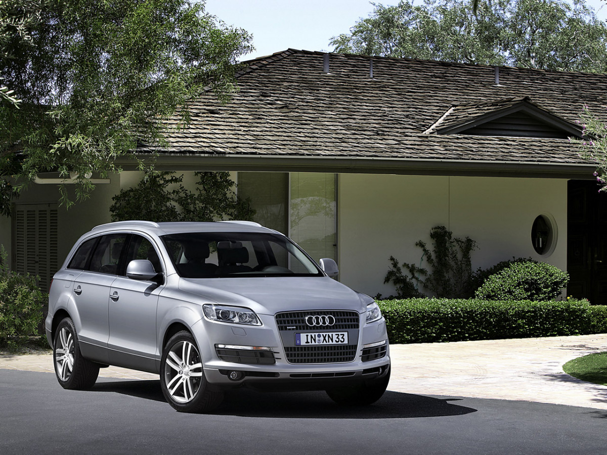 Audi Q7 фото 26947