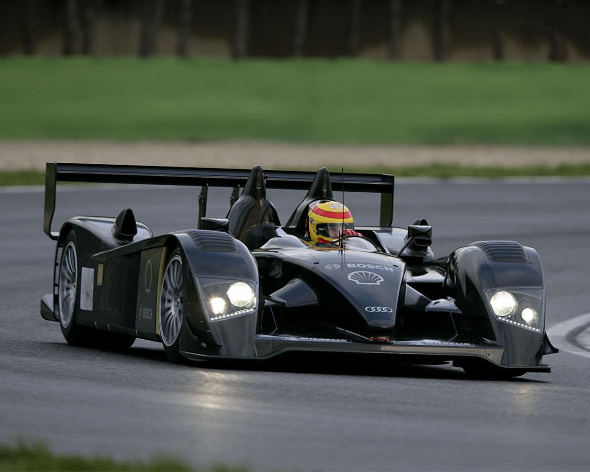 Audi R10 фото 30206