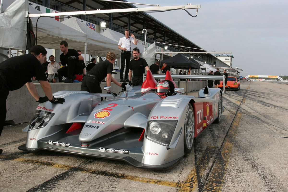 Audi R10 фото 39049