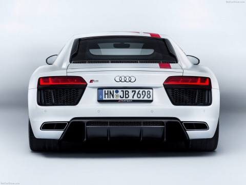 Audi R8 V10 фото