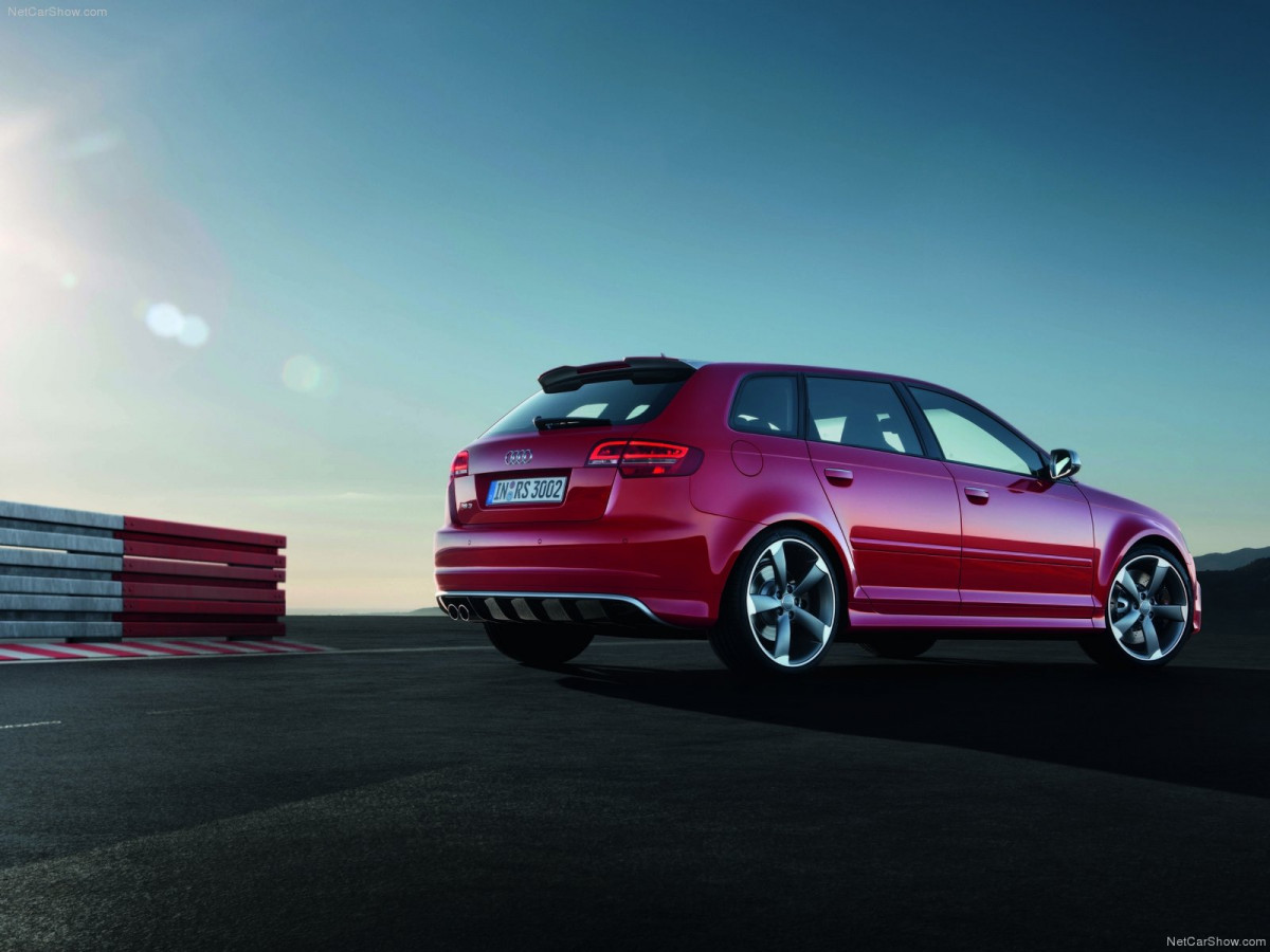 Audi RS3 Sportback фото 80082