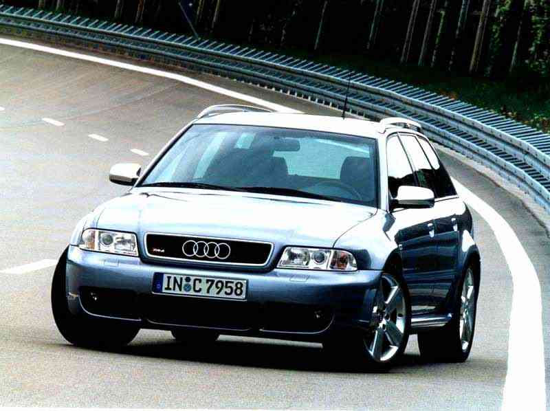 Audi RS4 Avant фото 14844