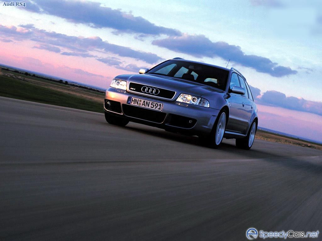 Audi RS4 Avant фото 3610