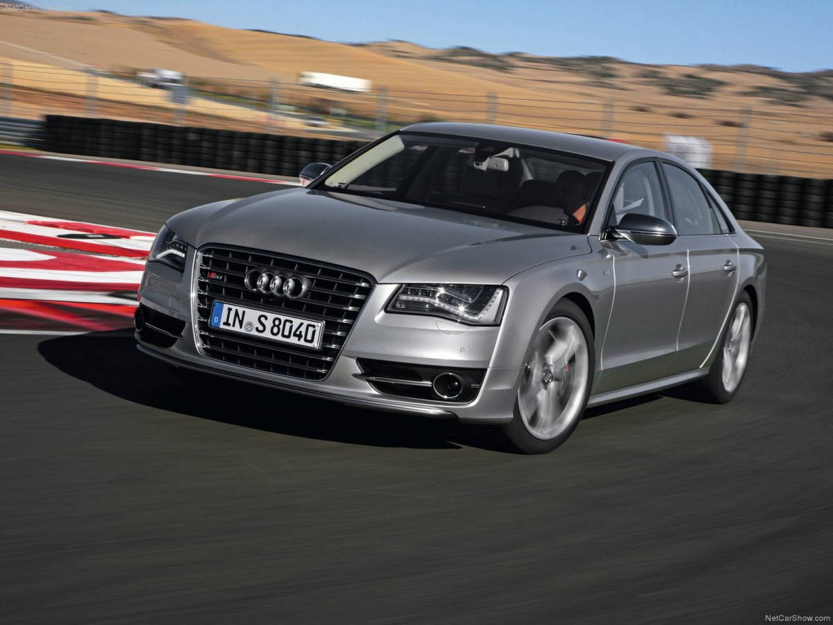 Audi S8 фото 89007