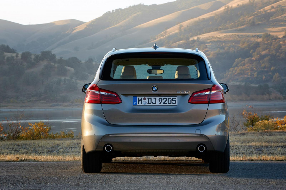 BMW 2-series Active Tourer фото 113608