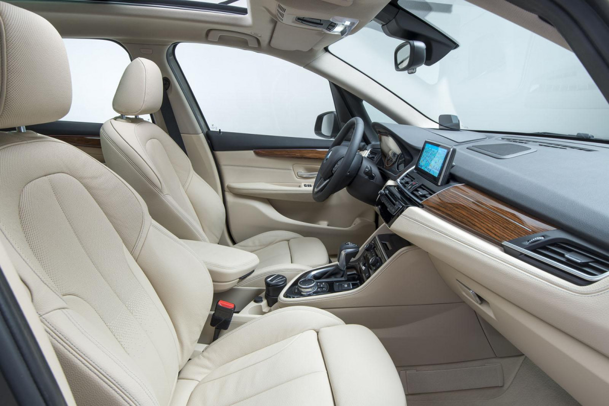 BMW 2-series Active Tourer фото 113652