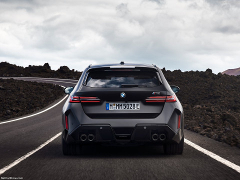 BMW M5 Touring фото