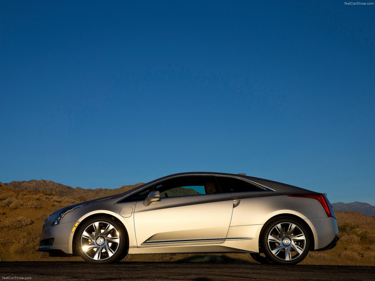 Cadillac ELR фото 156681