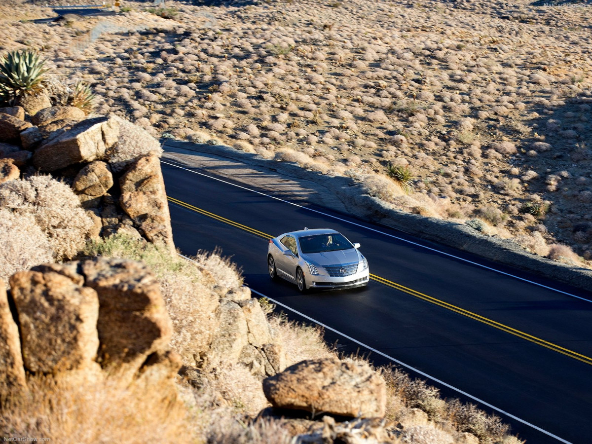 Cadillac ELR фото 156685