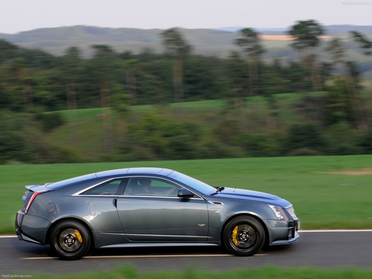 Cadillac CTS-V Coupe фото 117959