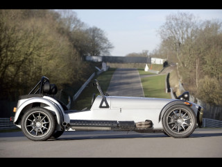 Caterham Seven Roadsport 150 фото