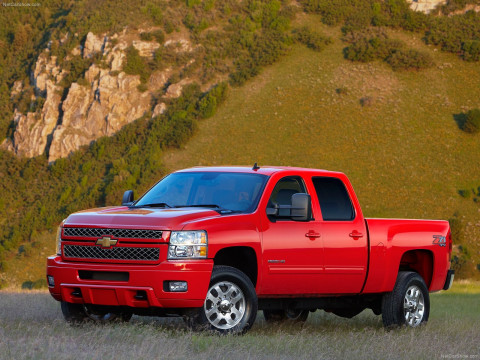 Chevrolet Silverado фото