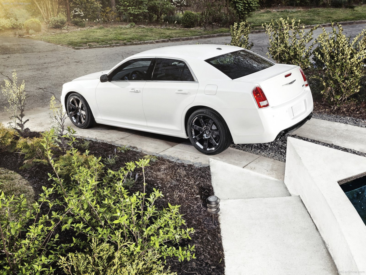 Chrysler 300 SRT8 фото 83349