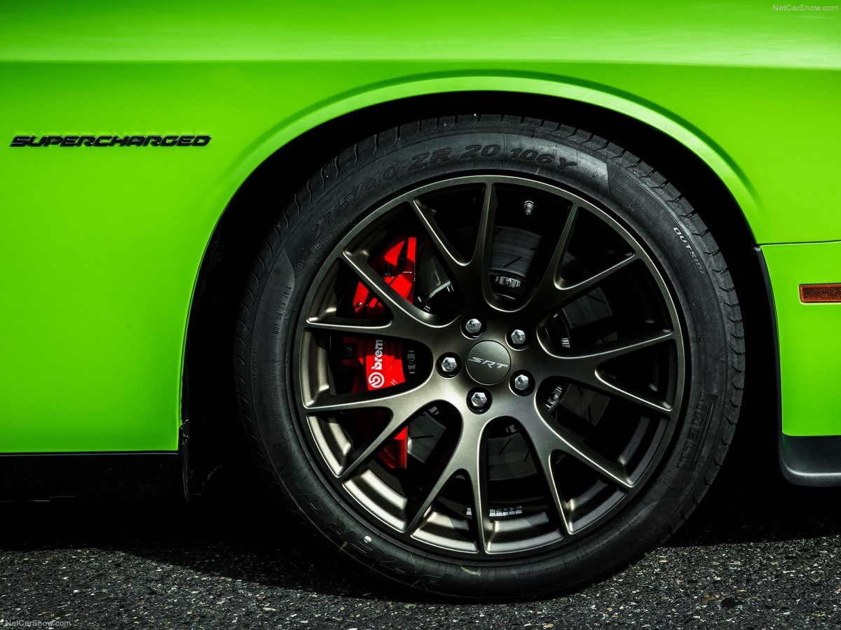 Dodge Challenger SRT Hellcat фото 150089