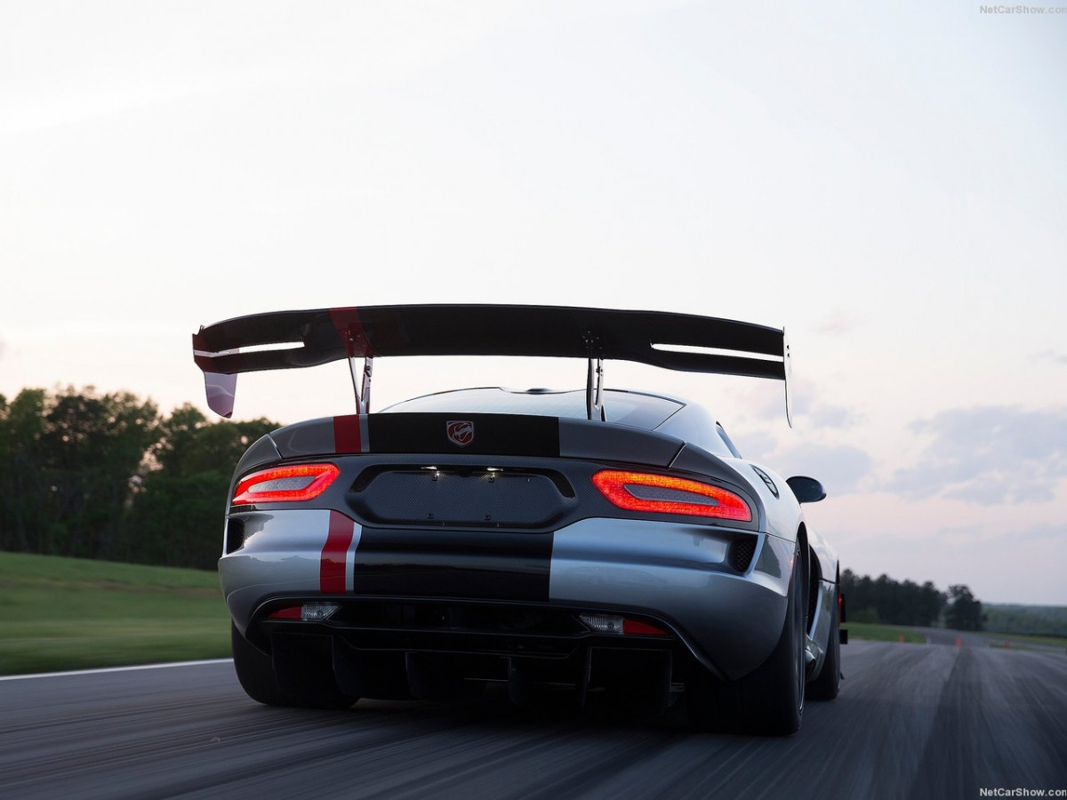 Dodge Viper ACR фото 147771