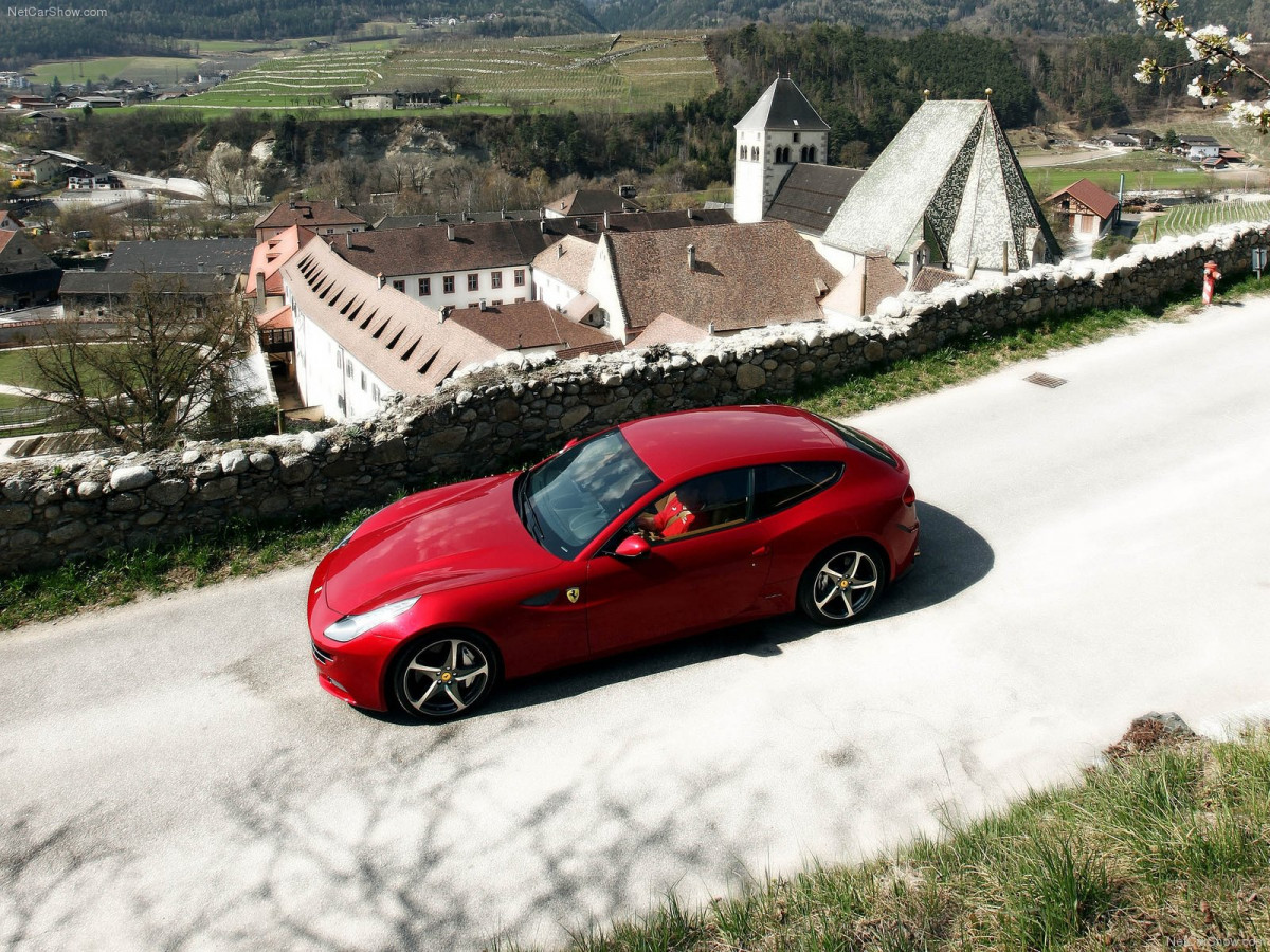 Ferrari FF фото 83692