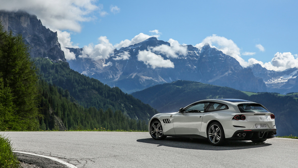 Ferrari GTC4Lusso фото 172673