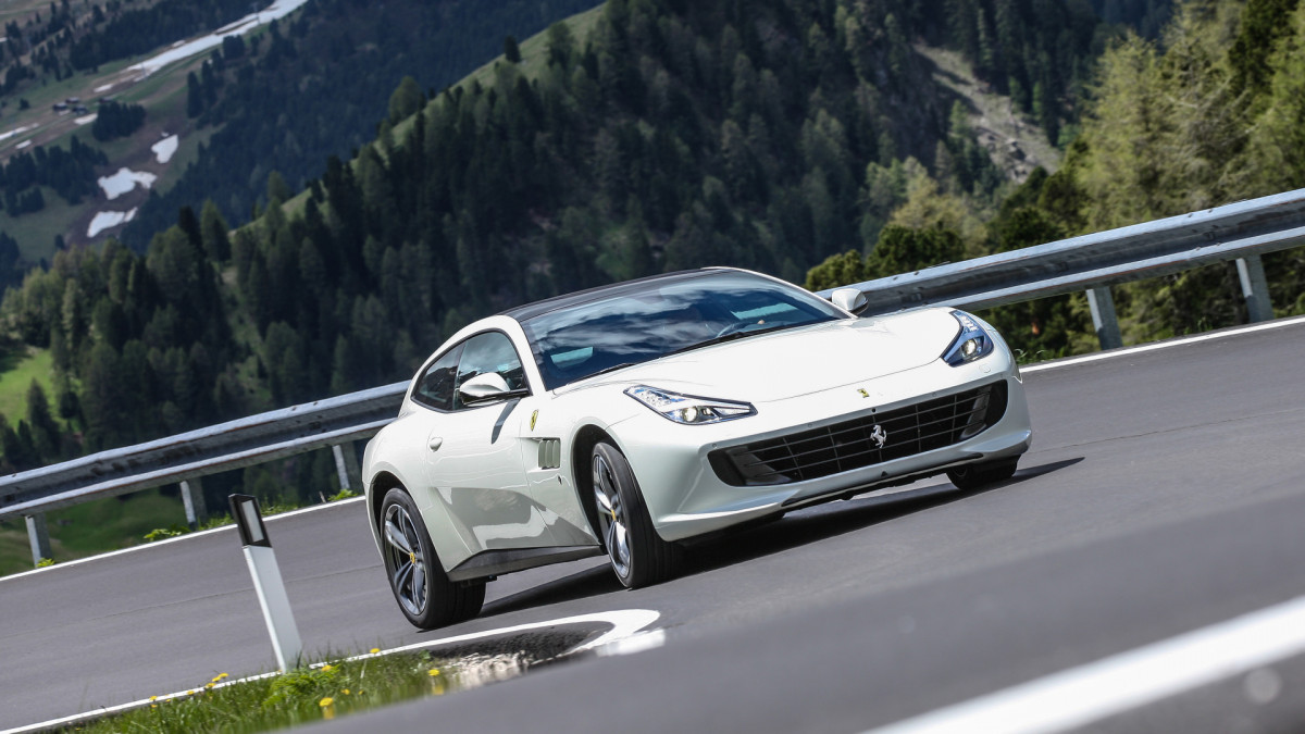 Ferrari GTC4Lusso фото 172687