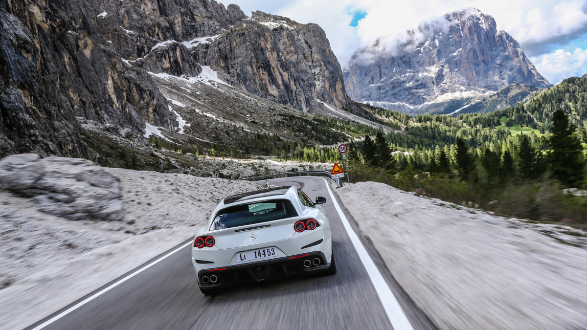 Ferrari GTC4Lusso фото 172694